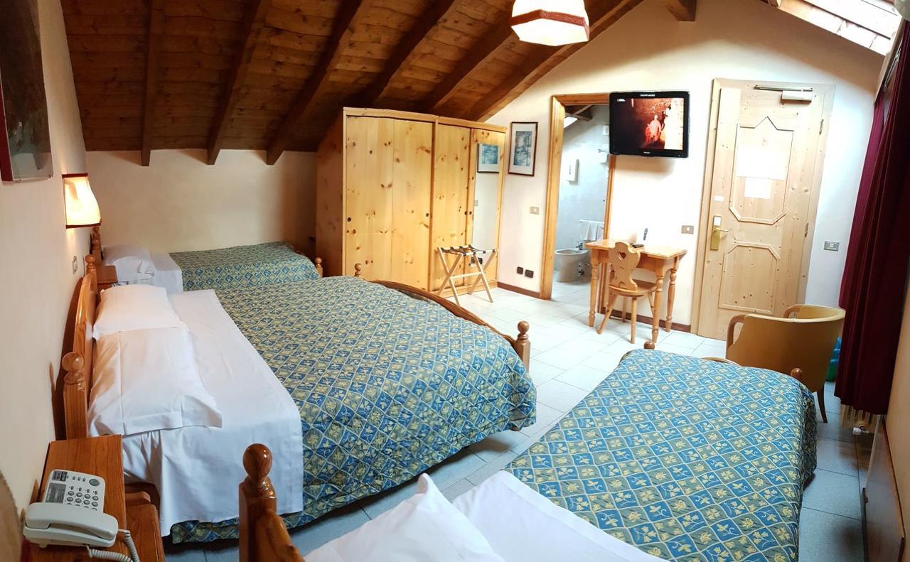 Hotel Stelvio Varese Exterior photo